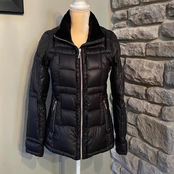 Calvin Klein Jackets & Blazers - Calvin Klein lightweight premium down jacket,packable , Size XS